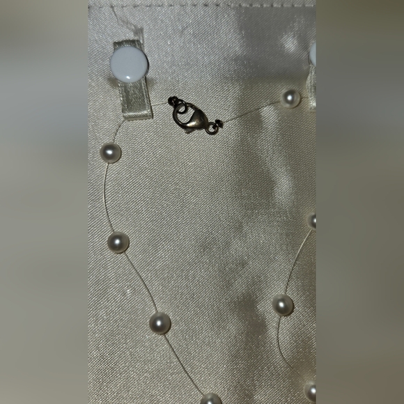 Honora Pearl Necklace 16" Floating Pearl - Picture 3 of 6